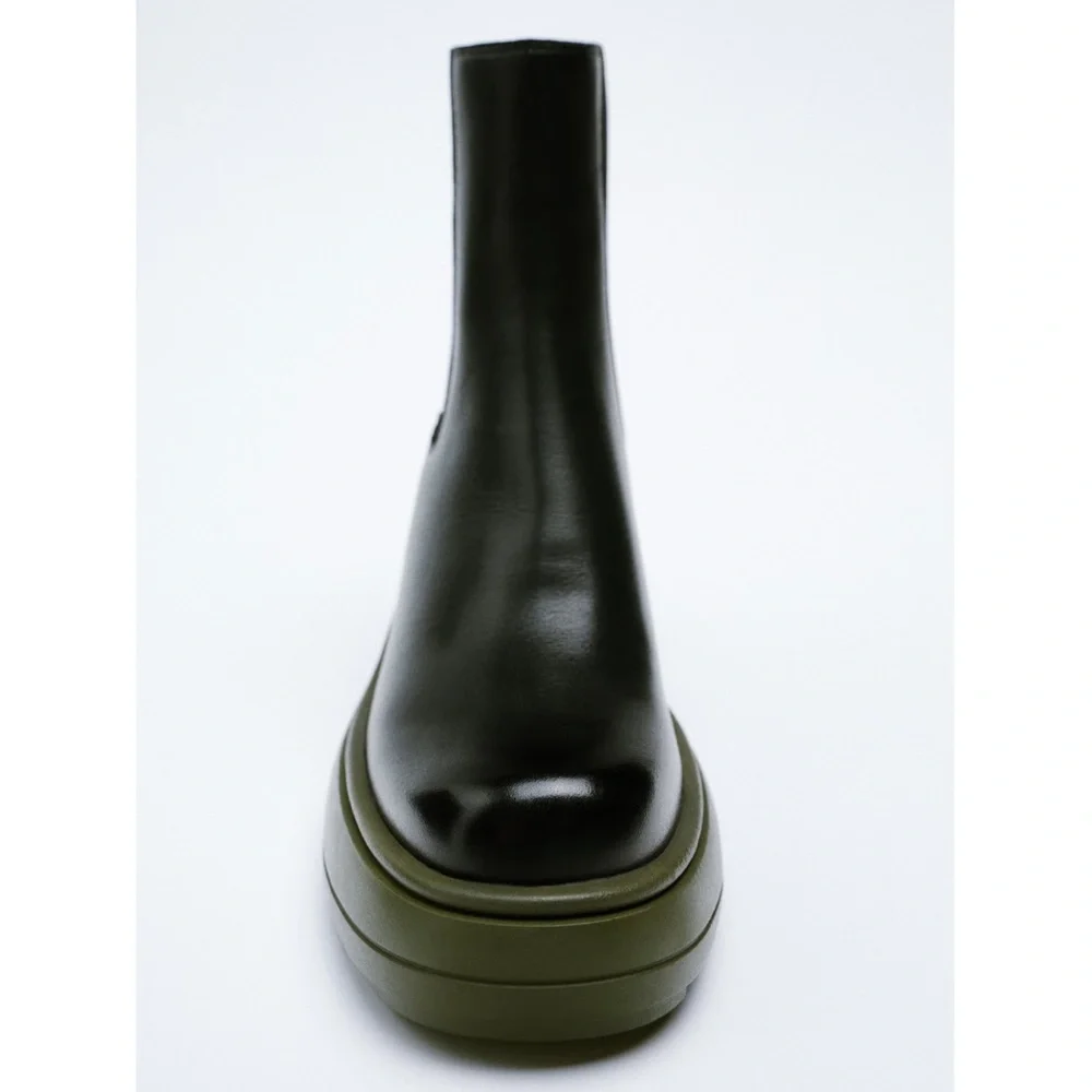 Zara Lug Sole Heeled Leather Ankle Boots - Picture 4 of 6
